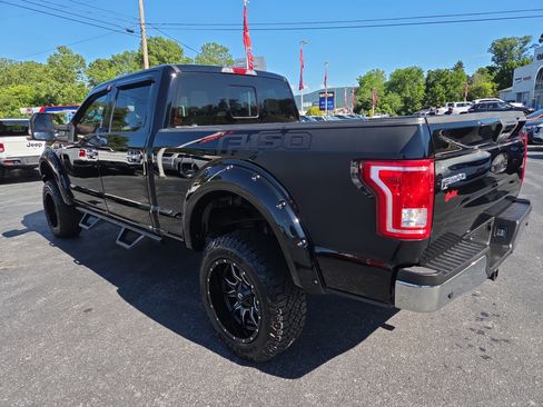 Used 2017 Ford F150 XLT w/ Equipment Group 302A Luxury AWD/4WD image 6