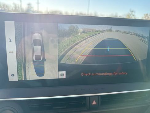 Used 2023 Toyota Prius Prime Premium w/ Advanced Technology Package image 8