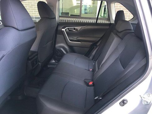 Used 2023 Toyota RAV4 LE image 7