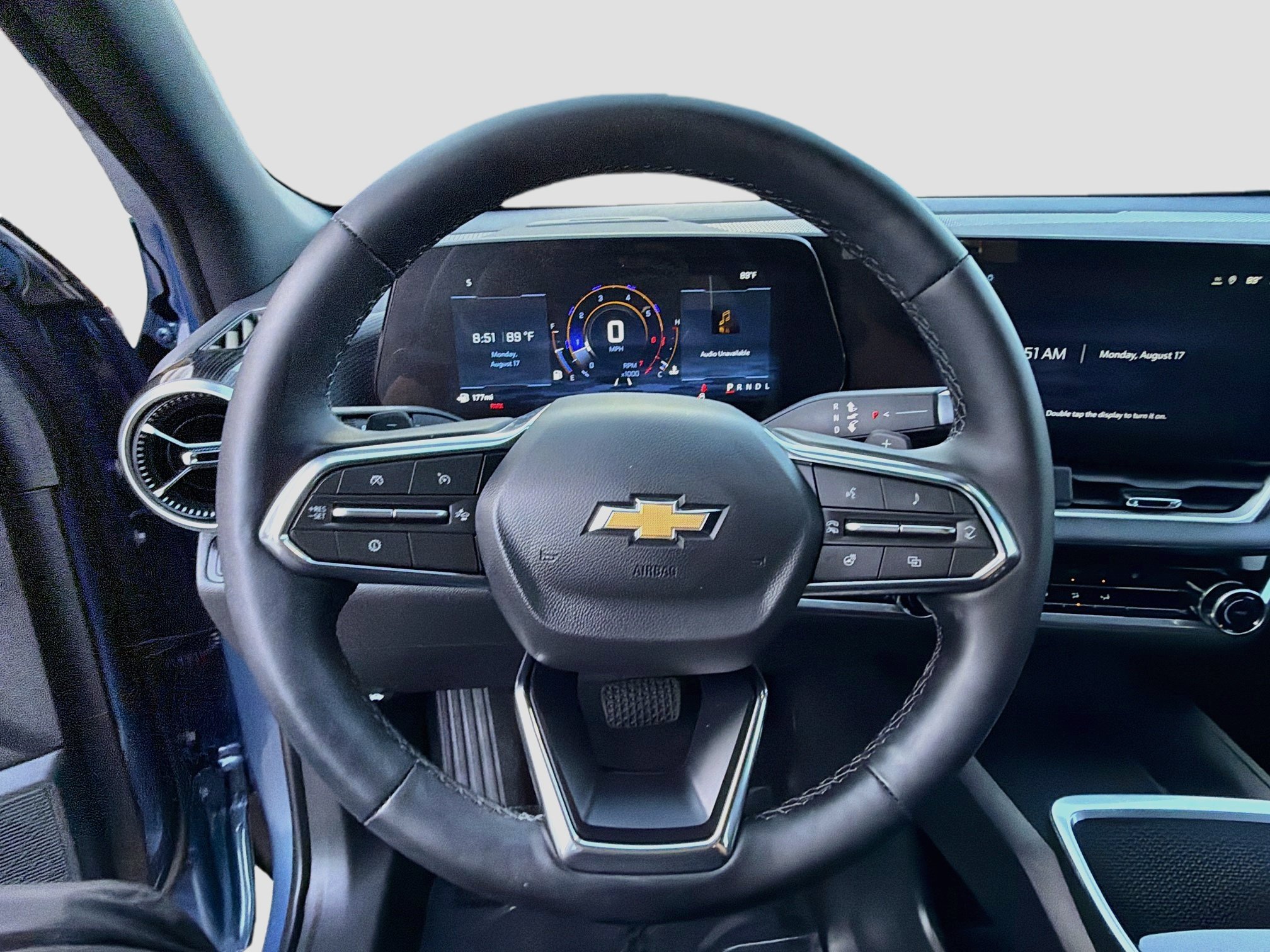 Used 2027 Chevrolet Equinox LT FWD image 10