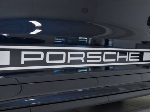 Used 2026 Porsche Cayenne GTS AWD/4WD image 13