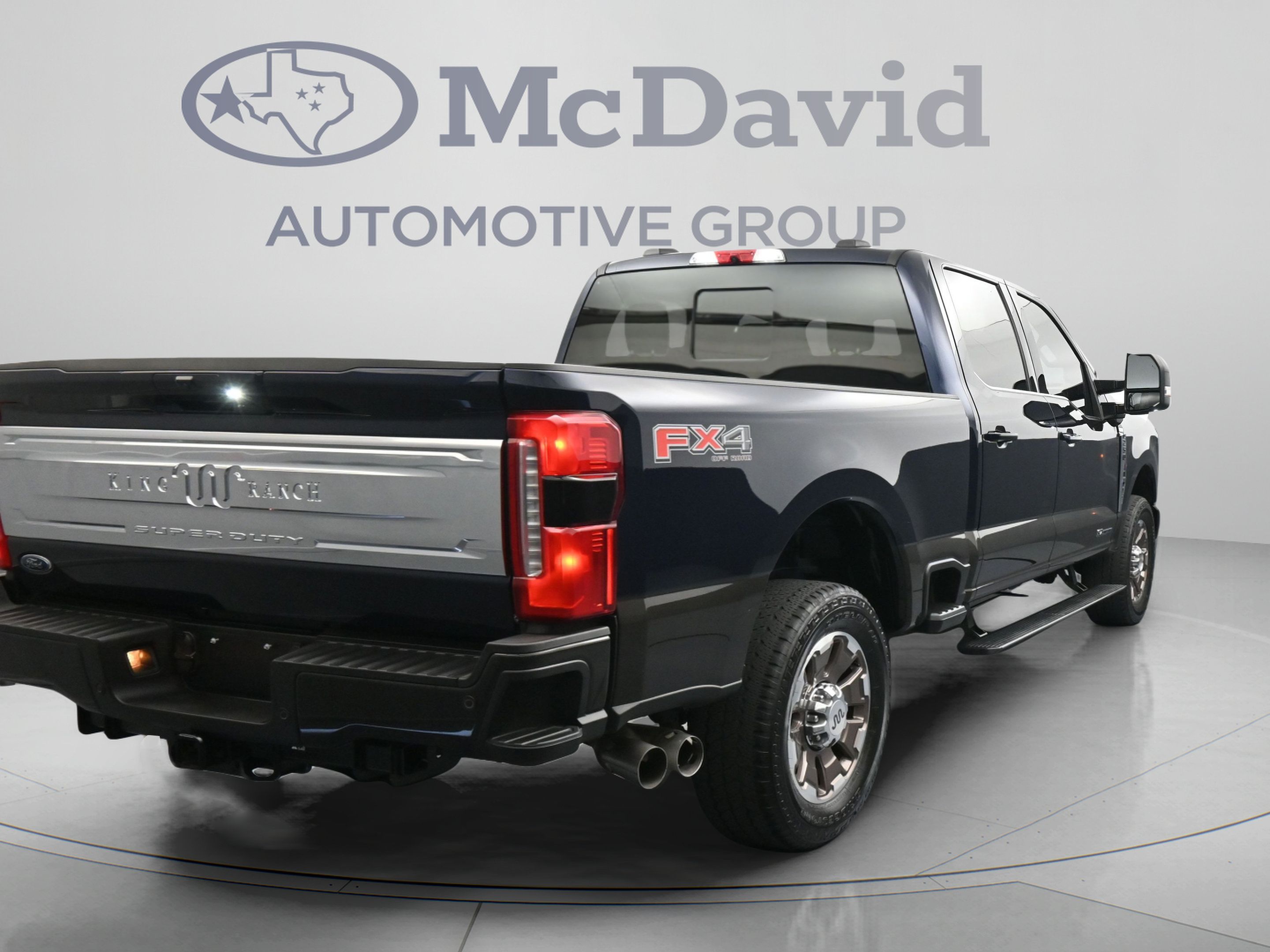Used 2025 Ford F250 King Ranch w/ FX4 Off-Road Package AWD/4WD image 8