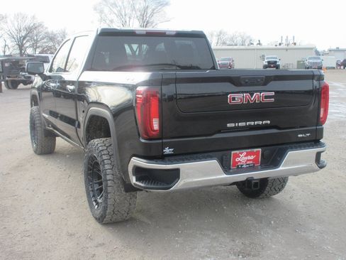 New 2026 GMC Sierra 1500 SLT w/ SLT Convenience Package image 10