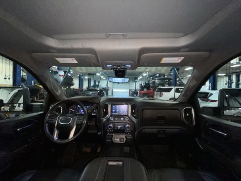 Used 2022 GMC Sierra 3500 Denali w/ Denali Ultimate Package image 26
