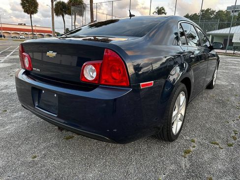 Used 2011 Chevrolet Malibu LS FWD image 6