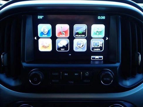 Used 2018 Chevrolet Colorado ZR2 image 17