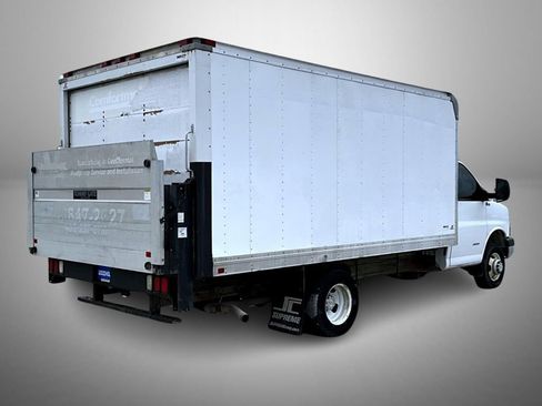 Used 2012 Chevrolet Express 4500 w/ RV Package image 5