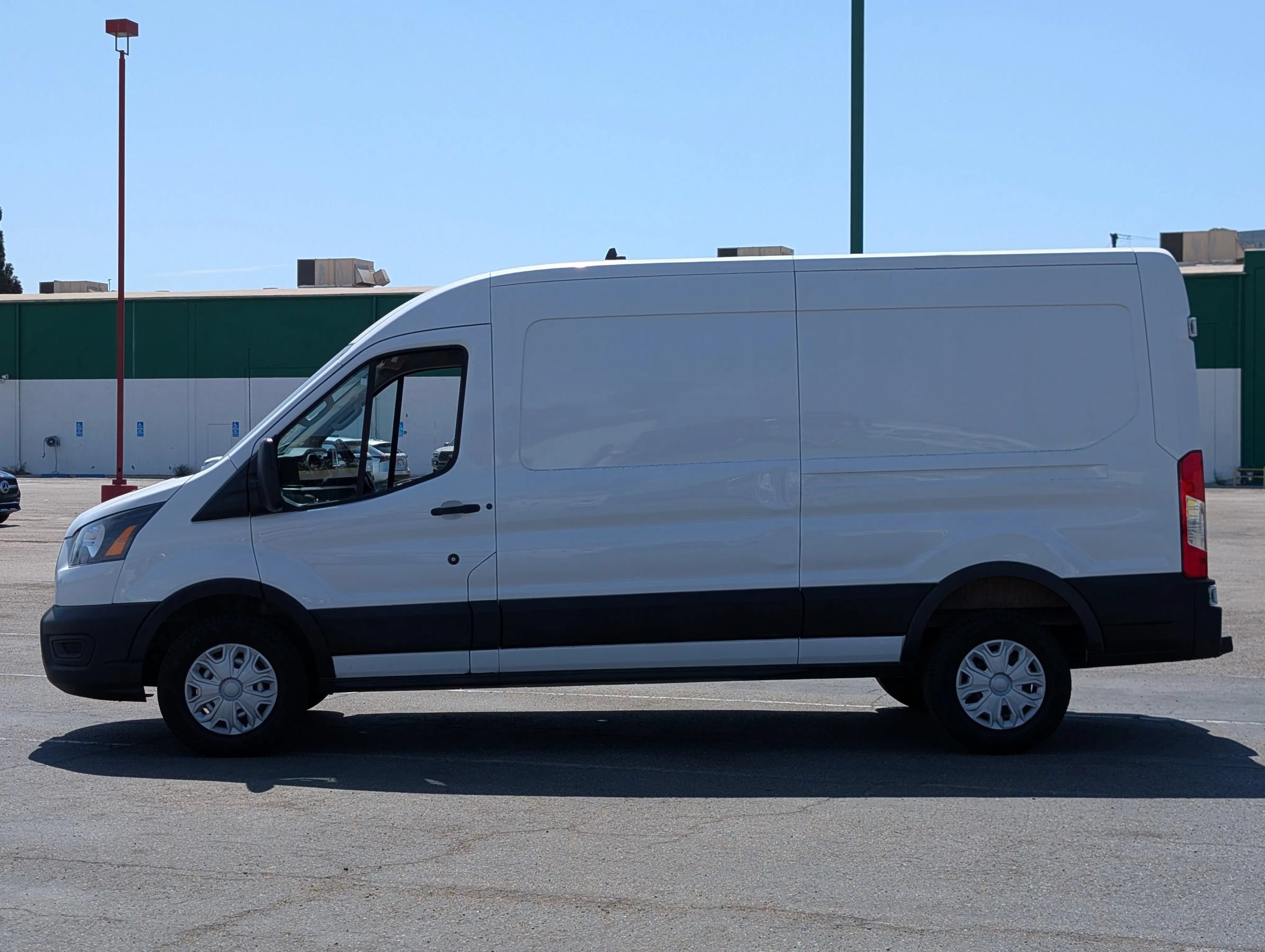 Used 2023 Ford Transit 250 Medium Roof w/ Load Area Protection Package RWD image 4