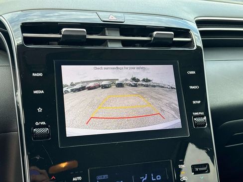 Used 2024 Hyundai Tucson SEL FWD image 16