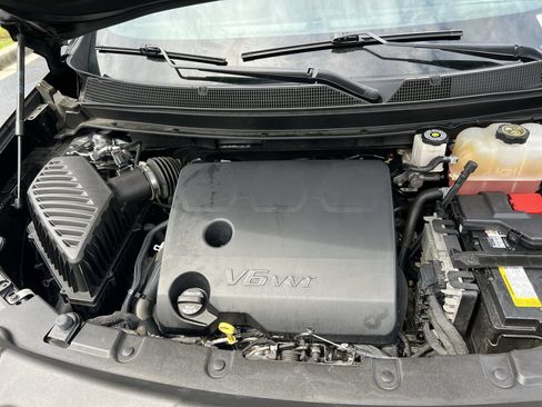 Used 2022 Chevrolet Traverse LT AWD/4WD image 36