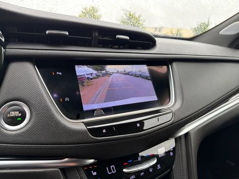 Used 2020 Cadillac XT5 Premium Luxury FWD image 28