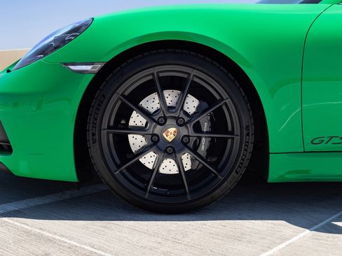 Used 2021 Porsche 718 Cayman GTS RWD image 19