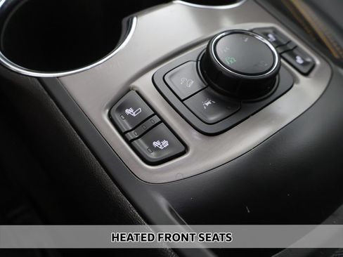 Used 2023 GMC Terrain AT4 AWD/4WD image 6