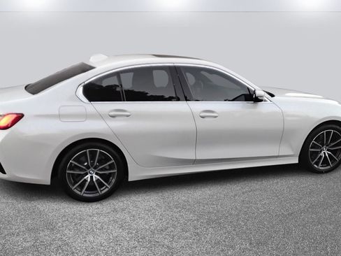 Used 2021 BMW 330i Sedan w/ Convenience Package image 4