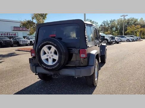 Used 2018 Jeep Wrangler Unlimited Sport S image 20