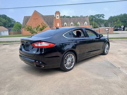 Used 2013 Ford Fusion SE FWD image 8
