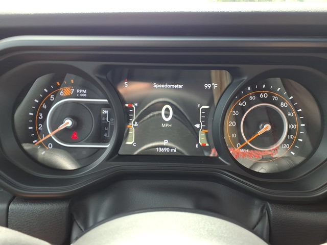 Used 2024 Jeep Wrangler Unlimited Rubicon AWD/4WD image 24