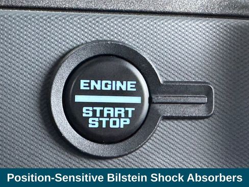 Used 2024 Ford Bronco Badlands image 15