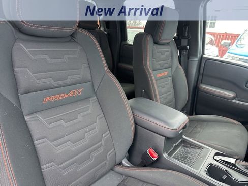 Used 2023 Nissan Frontier PRO-4X w/ Pro Convenience Package image 8
