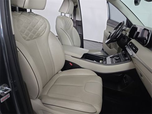 Used 2020 Hyundai Palisade Limited w/ Winter Weather Package image 16