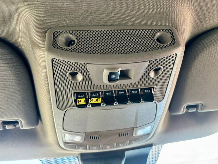 Used 2021 Ford F350 Lariat w/ Lariat Value Package AWD/4WD image 24