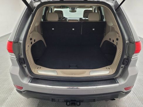 Used 2018 Jeep Grand Cherokee Limited w/ Trailer Tow Group IV image 29