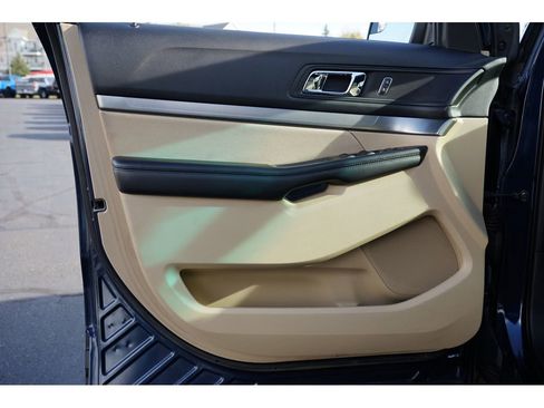 Used 2016 Ford Explorer FWD image 14