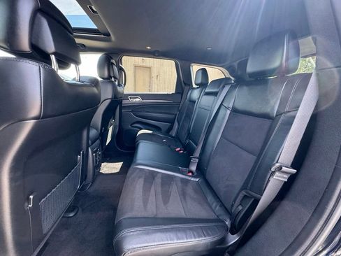 Used 2022 Jeep Grand Cherokee Altitude AWD/4WD image 31