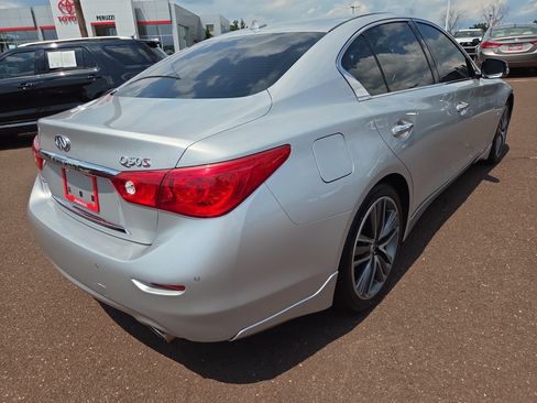 Used 2015 INFINITI Q50 AWD w/ Technology Package image 3