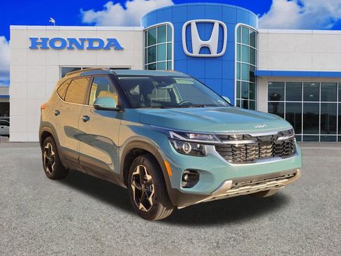 Used 2026 Kia Seltos EX FWD image 12