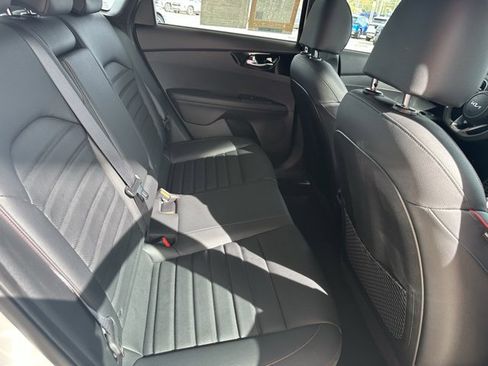 Used 2023 Kia Forte GT w/ GT2 Package image 17