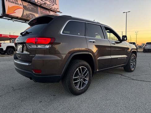 Used 2020 Jeep Grand Cherokee Limited w/ Luxury Group II image 7