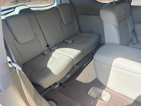 Used 2014 INFINITI QX80 4WD w/ Theater Package image 31