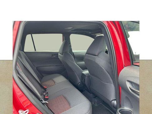 Certified 2025 Toyota Corolla Cross AWD Hybrid w/ Moonroof Package image 9