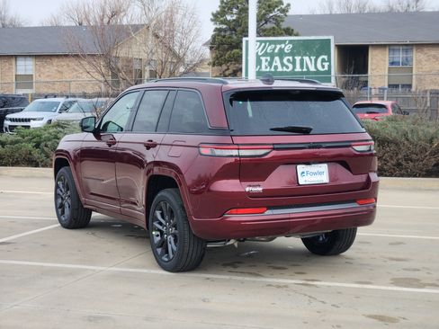 New 2026 Jeep Grand Cherokee Limited Reserve image 3