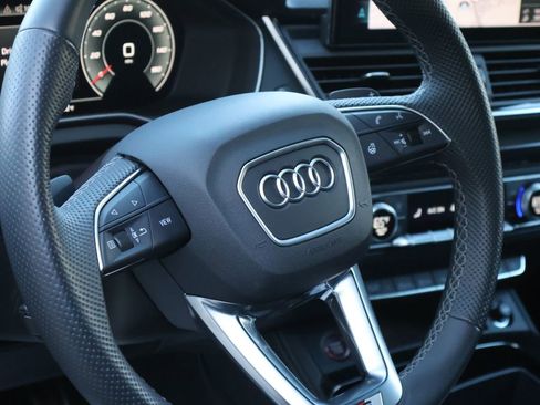 Used 2022 Audi SQ5 Prestige image 19