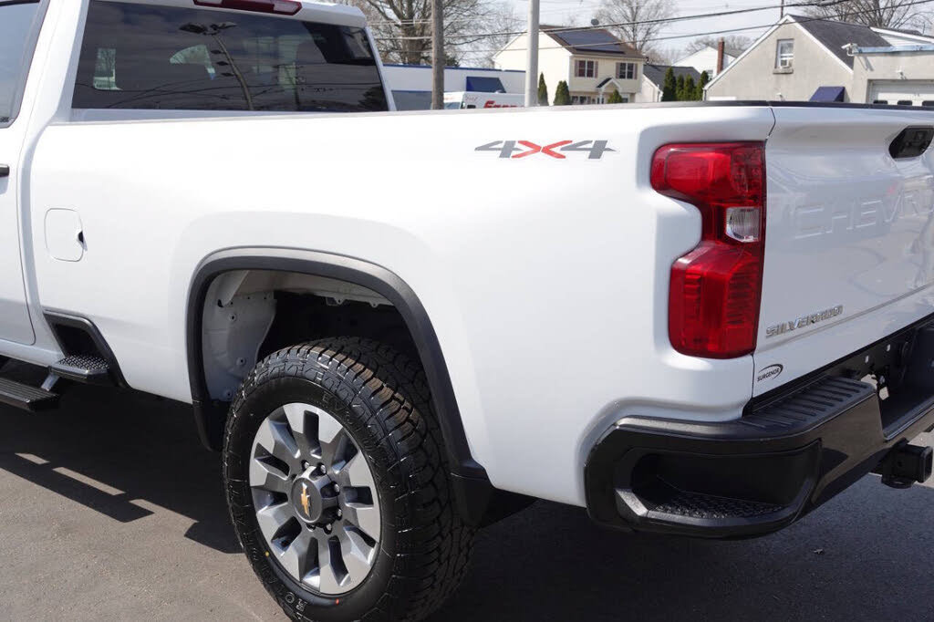 Used 2025 Chevrolet Silverado 2500 Custom w/ Custom Convenience Package AWD/4WD image 10