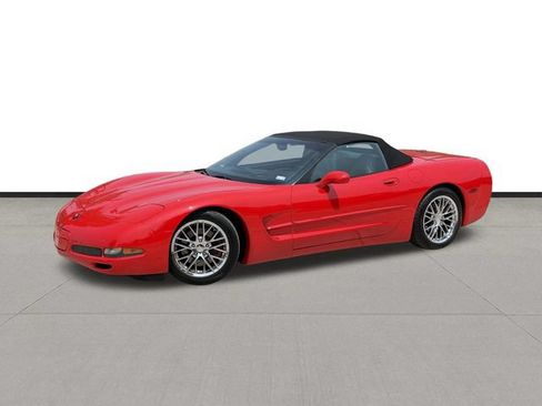 Used 2002 Chevrolet Corvette Convertible w/ Preferred Equipment Group2 RWD image 1