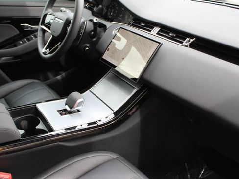 Used 2025 Land Rover Range Rover Evoque S image 27