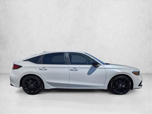 Used 2024 Honda Civic Sport image 4