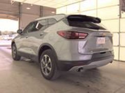 Used 2024 Chevrolet Blazer LT w/ Convenience Package FWD image 5