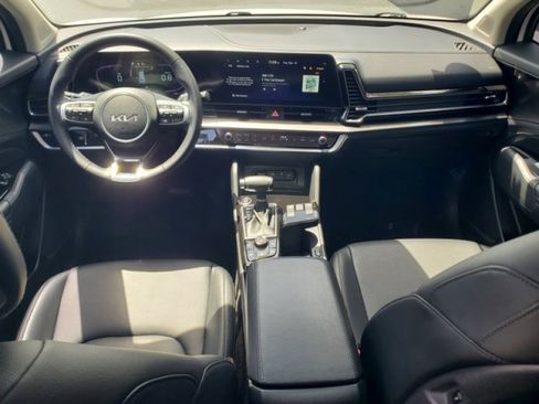 Used 2024 Kia Sportage EX image 26