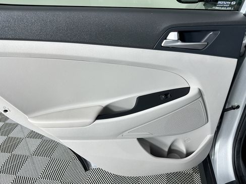 Used 2019 Hyundai Tucson SE image 24