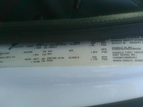 Used 2012 Ford F550 2WD Regular Cab Super Duty w/ Payload Upgrade Pkg image 13