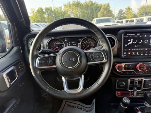 Used 2021 Jeep Wrangler Unlimited Rubicon AWD/4WD image 22