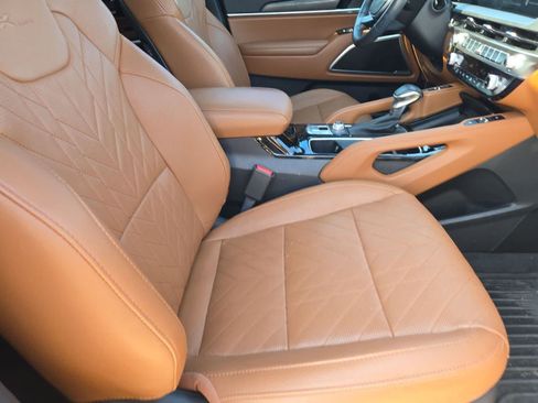 Certified 2024 Kia Telluride EX X-Line AWD/4WD image 21