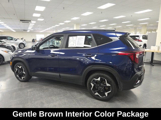 Used 2024 Kia Seltos EX AWD/4WD image 3
