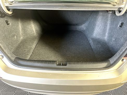 Used 2020 Honda Accord LX image 26