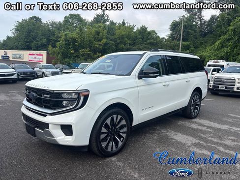 Used 2025 Ford Expedition Max Platinum w/ Driver's Package AWD/4WD image 1