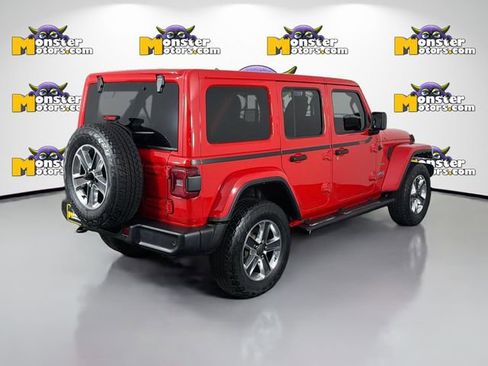 Used 2021 Jeep Wrangler Unlimited Sahara w/ Uconnect 4C Nav & Sound Group AWD/4WD image 5
